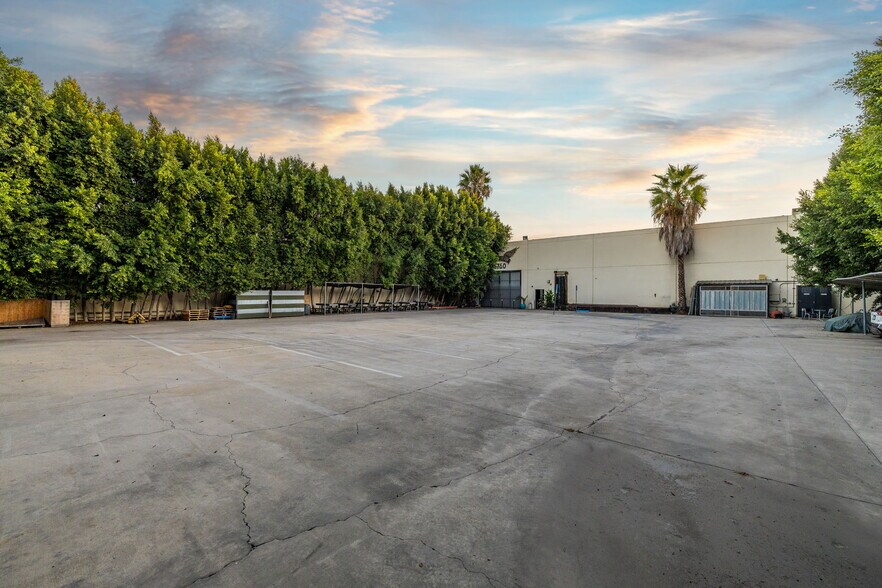 More Photos Of 6760 Foster Bridge Blvd, Bell Gardens Warehouse For Sale