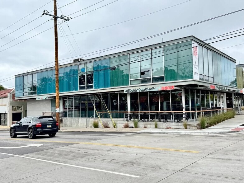 Primary Photo Of 500-520 W 75th St, Kansas City Storefront Retail Office For Lease