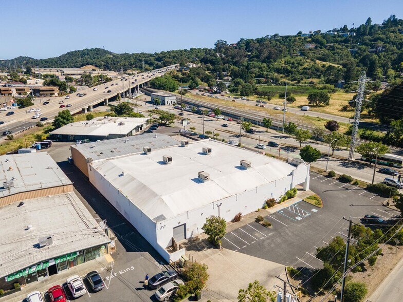 More Photos Of 869 W Francisco Blvd, San Rafael Freestanding For Lease
