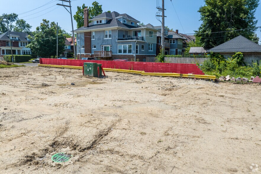 More Photos Of 11501 Woodward Ave, Detroit Land For Lease