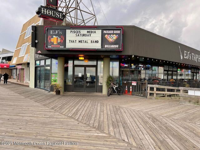 Primary Photo Of 919 Ocean Ter, Seaside Heights Restaurant For Sale