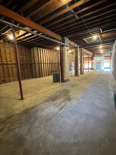 More Photos Of 612-616 Valley Rd, Montclair Storefront For Lease