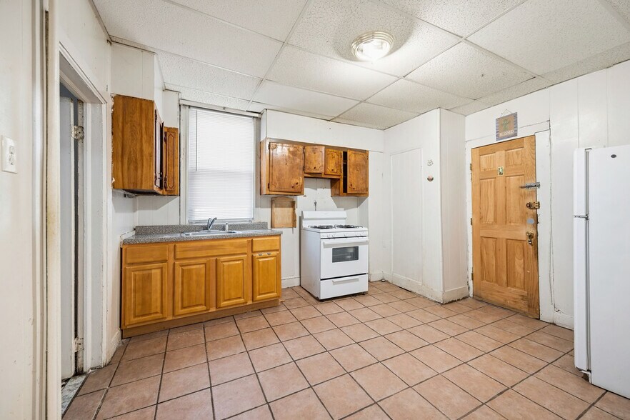 More Photos Of 41-43 Storms Ave, Jersey City Apartments For Sale