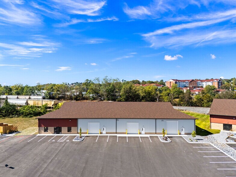 More Photos Of 975 Sawtooth Oak Cir, Harrisonburg Warehouse For Lease
