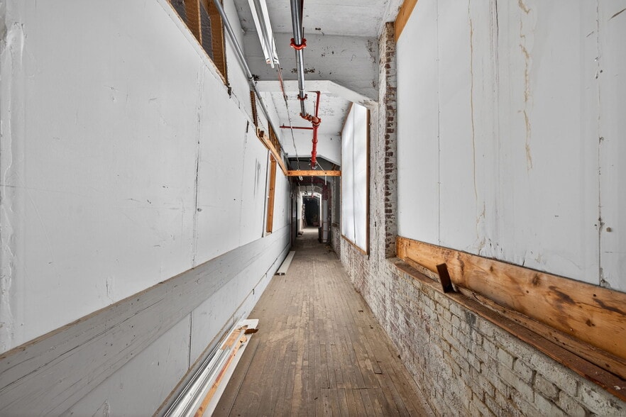 More Photos Of 747-763 Pittston St, Allentown Warehouse For Sale