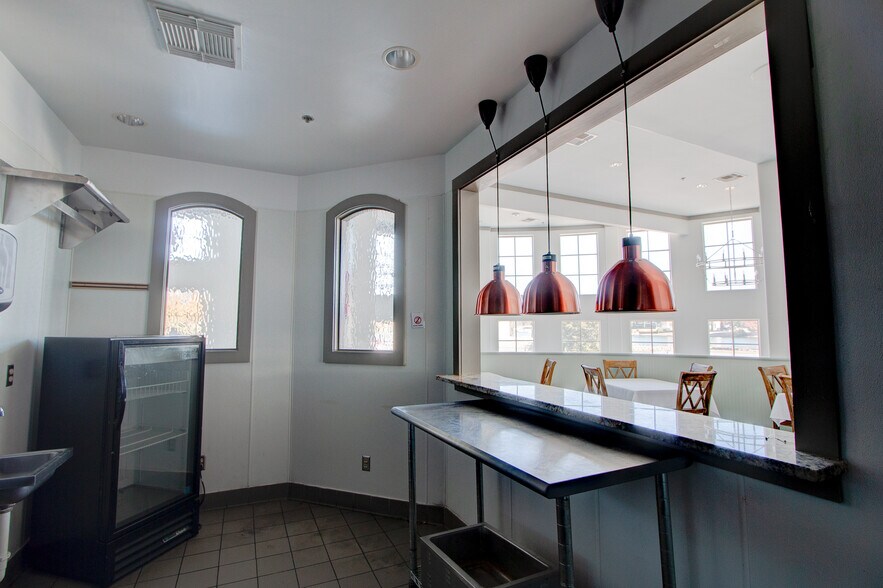 More Photos Of 6675 Mediterranean Dr, McKinney Restaurant For Sale