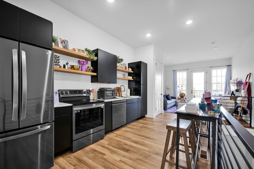 More Photos Of 202 S Main St, Belmont Apartments For Sale