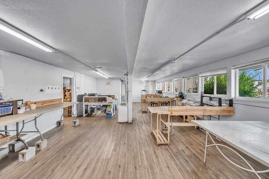 More Photos Of 2820 Broadmoor Ave, Concord Restaurant For Sale