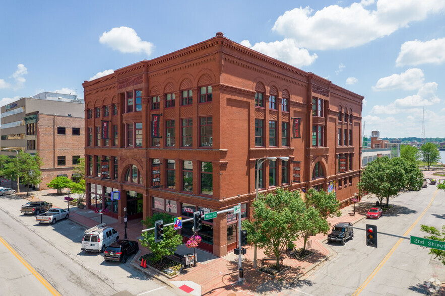 Primary Photo Of 131 W 2nd St, Davenport Office For Sale