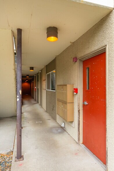 More Photos Of 600 W Emerson St, Seattle Apartments For Sale
