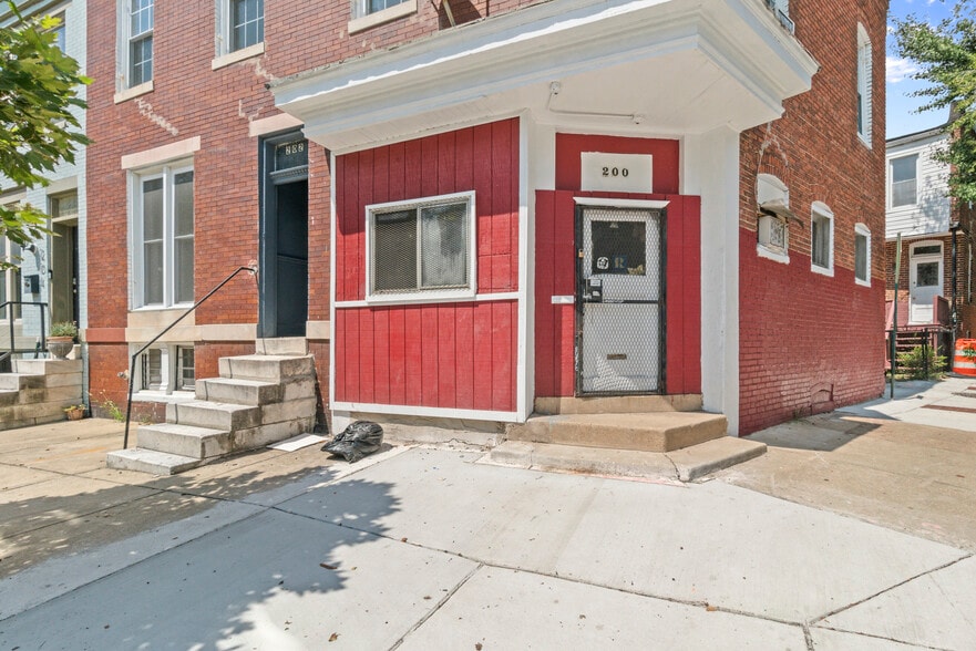 More Photos Of 200 W Lorraine Ave, Baltimore Storefront Retail Residential For Sale