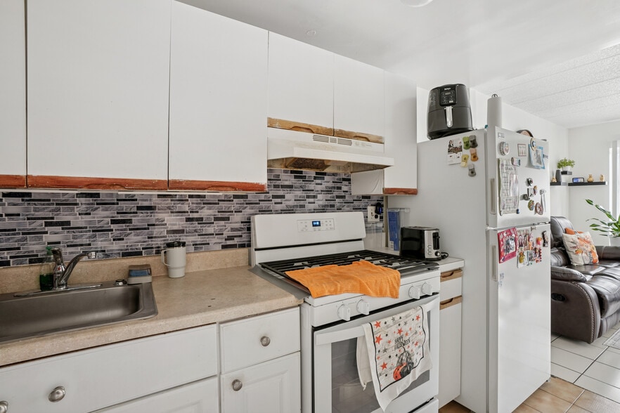 Primary Photo Of 3523 86th St, Jackson Heights Apartments For Sale