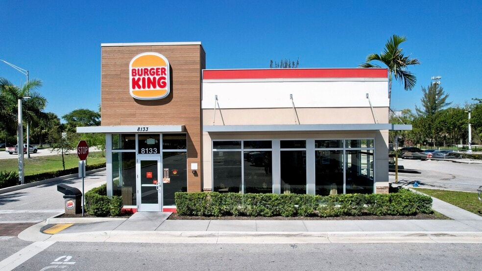 More Photos Of 8133 Southern Blvd, West Palm Beach Fast Food For Sale