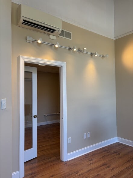 More Photos Of 105 Wappoo Creek Dr, Charleston Medical For Lease