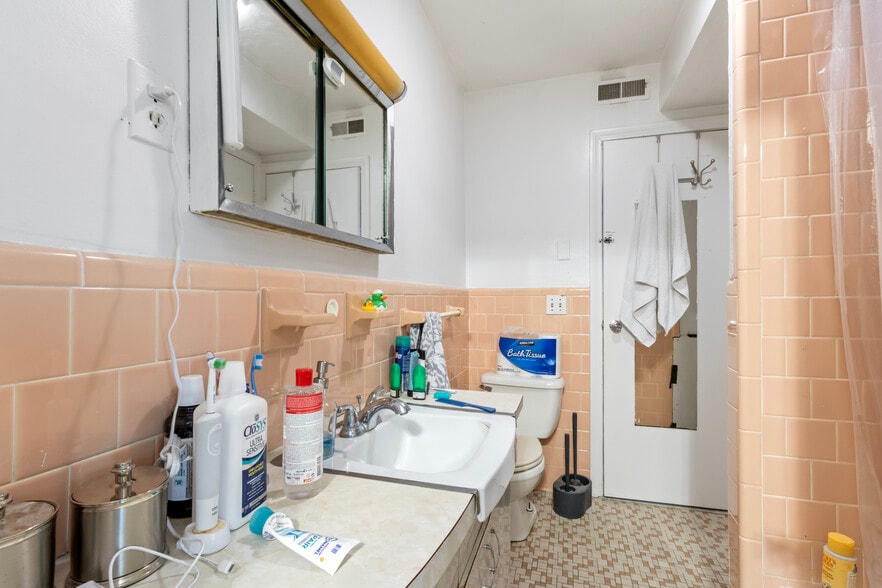 More Photos Of 176 Williams St, Providence Apartments For Sale