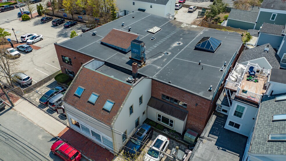 Primary Photo Of 1 Harris St, Newburyport Medical For Sale