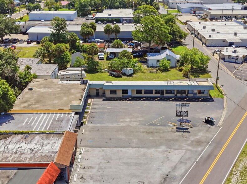 More Photos Of 1122 Lake Dr, Cocoa Storefront Retail Office For Sale