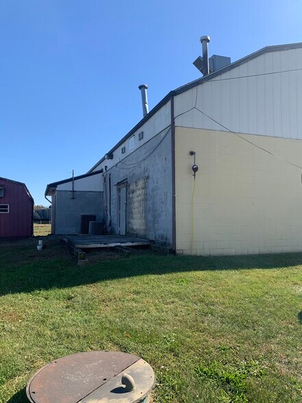More Photos Of 2801 Lincoln Hwy E, Ronks Restaurant For Sale
