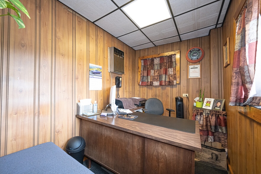 More Photos Of 5700 Butler St, Pittsburgh Auto Dealership For Sale