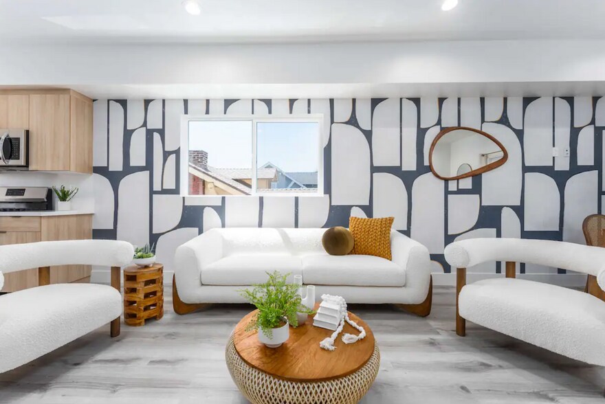 More Photos Of 216 N Coronado St, Los Angeles Multifamily For Sale