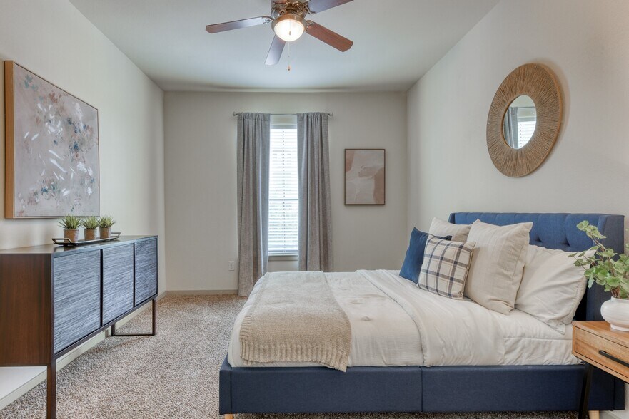 More Photos Of 300 E Basse Rd, San Antonio Apartments For Lease