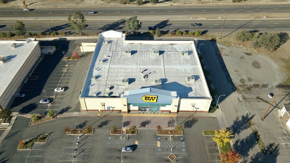 More Photos Of 1010 Hilltop Dr, Redding Freestanding For Sale