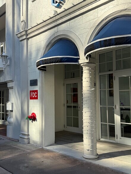 More Photos Of 268-270 Alhambra Cir, Coral Gables Office For Lease