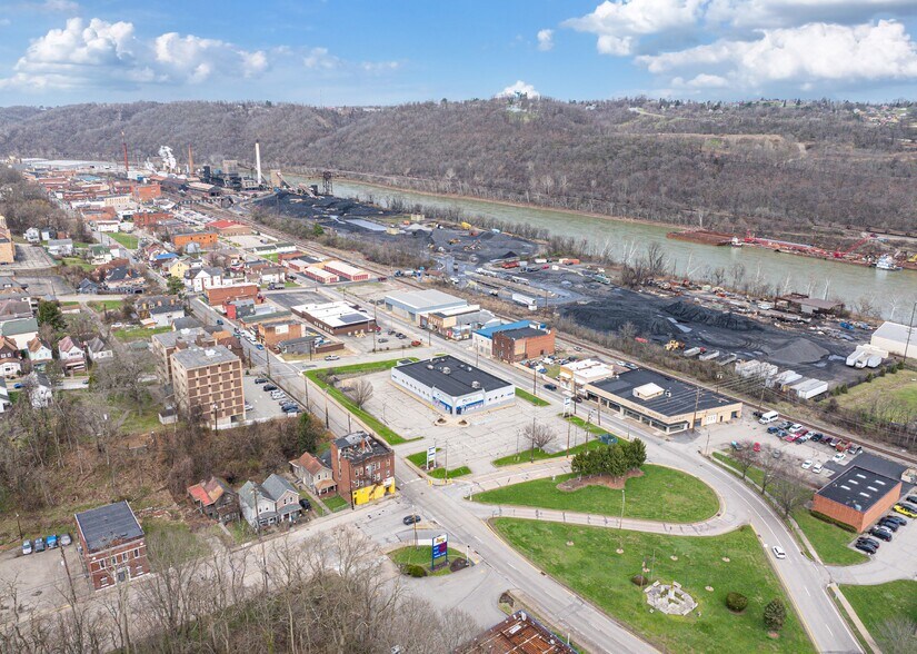 More Photos Of 10 E Donner Ave, Monessen Drugstore For Lease
