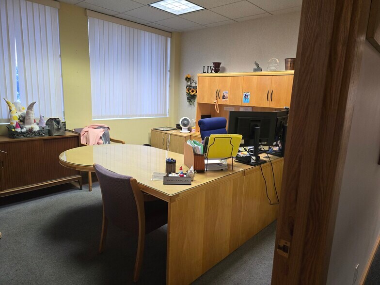 More Photos Of 3949 Evans Ave, Fort Myers Medical For Sale