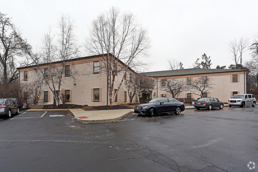 More Photos Of 727 Welsh Rd, Huntingdon Valley Medical For Sale