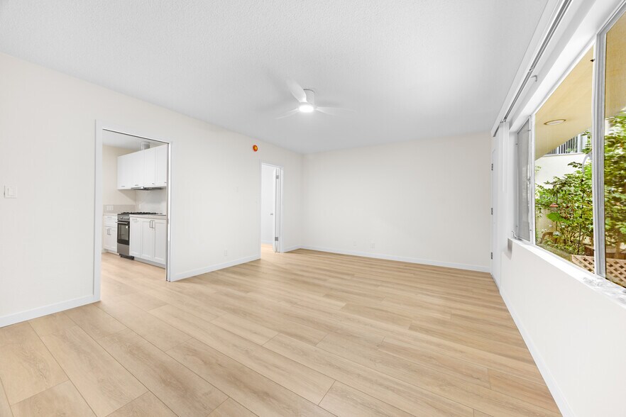 More Photos Of 4345 Ventura Canyon Ave, Sherman Oaks Apartments For Sale