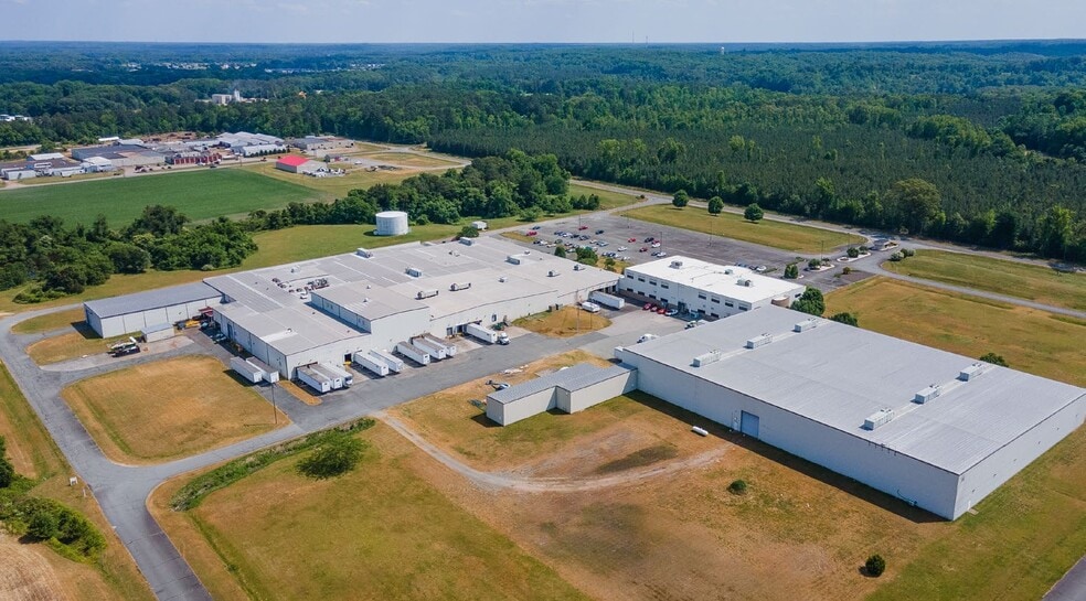 More Photos Of 1290 Mt Landing Rd, Tappahannock Distribution For Sale