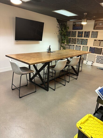 More Photos Of 916 E Impala Ave, Mesa Unknown For Lease