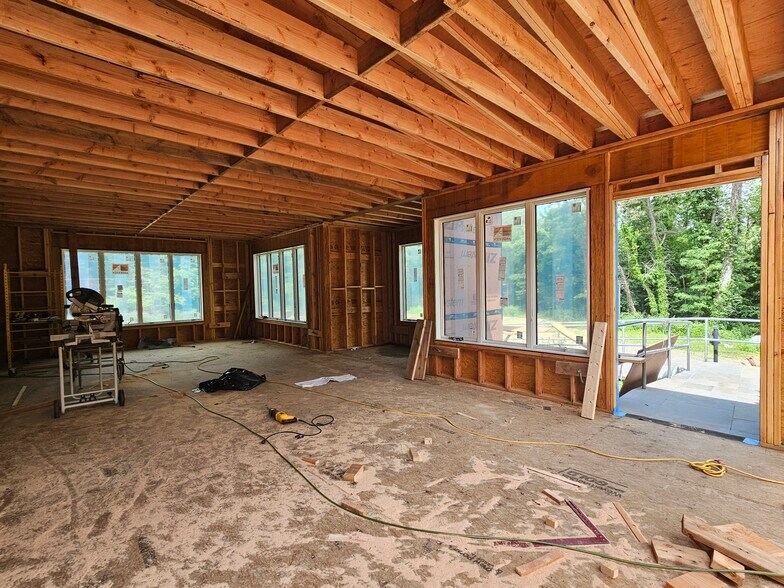 More Photos Of 355 Smith Ridge Rd, South Salem Restaurant For Sale