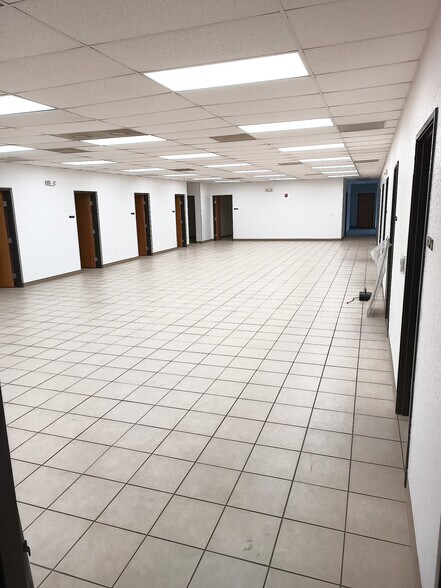 More Photos Of 1060 MacKintosh Dr, Brownsville Office For Lease