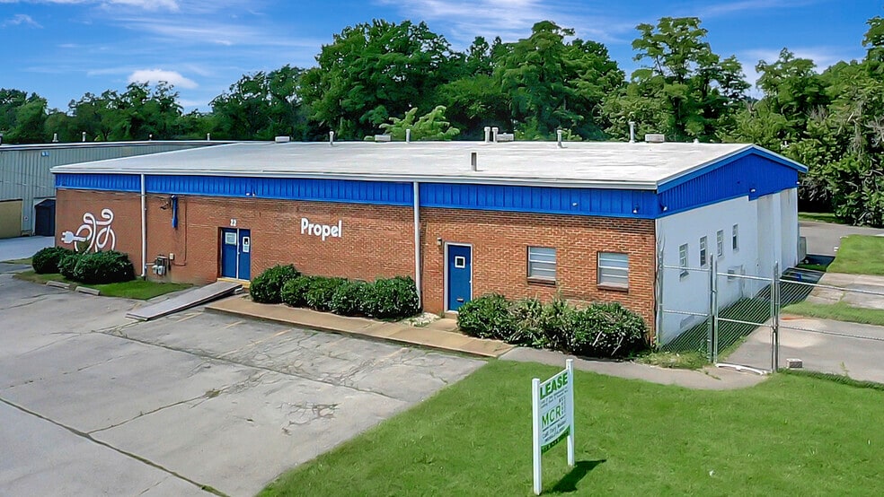 More Photos Of 22 Germay Dr, Wilmington Manufacturing For Lease