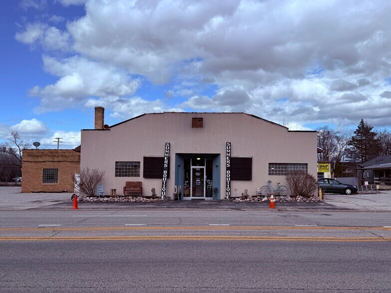Primary Photo Of 355 S IL Route 83, Grayslake Warehouse For Sale