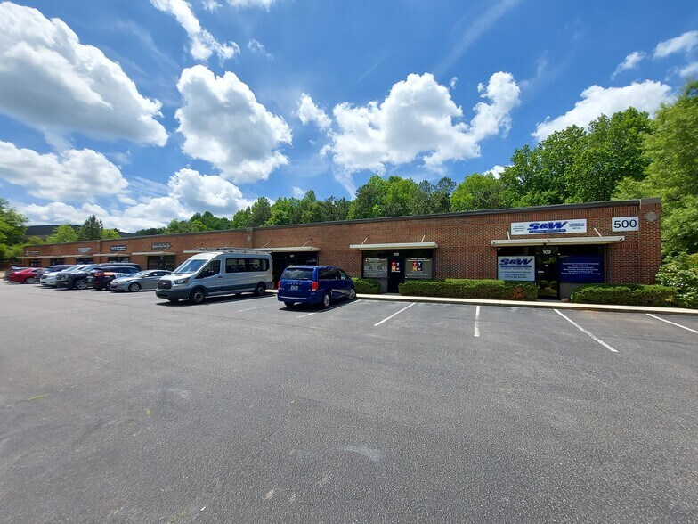 More Photos Of 500 New Hope Rd, Raleigh Light Distribution For Lease