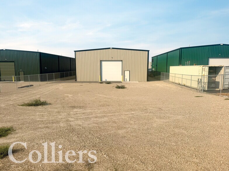 More Photos Of 3294 N Black Butte Ct, Nampa Warehouse For Lease