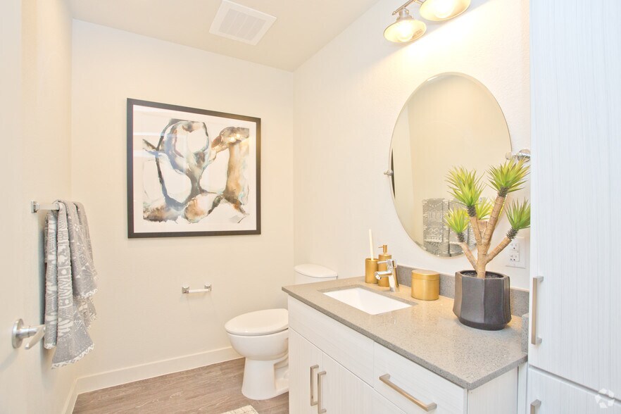 More Photos Of 1505 N Central Ave, Phoenix Apartments For Lease