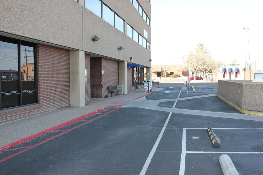 More Photos Of 720 N Main St, Pueblo Office For Lease