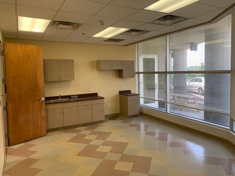 More Photos Of 5380 Hickory Hollow Pky, Antioch Medical For Lease