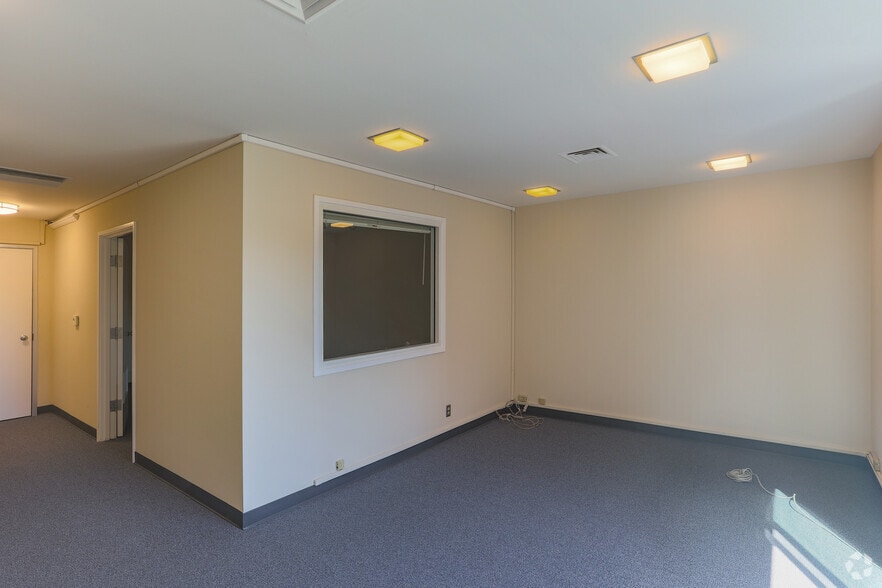 More Photos Of 721 Colorado Ave, Palo Alto Office For Sale