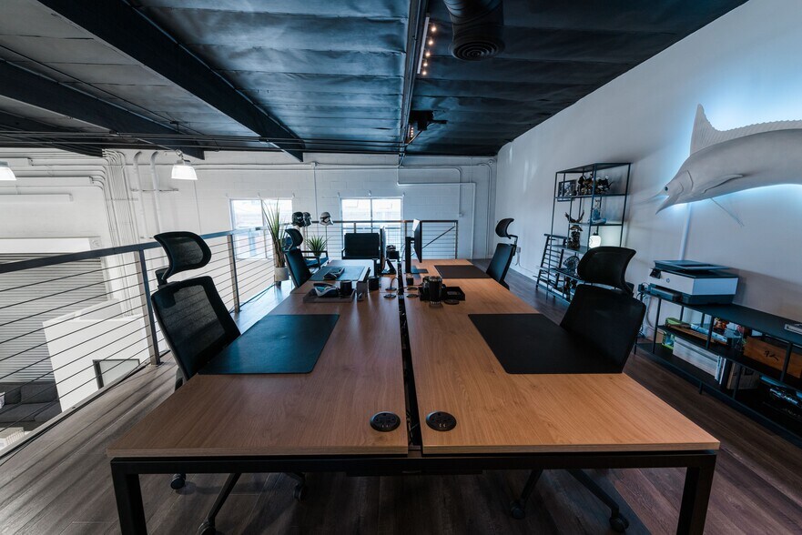 More Photos Of 1118 S Santa Fe Ave, Los Angeles Warehouse For Lease