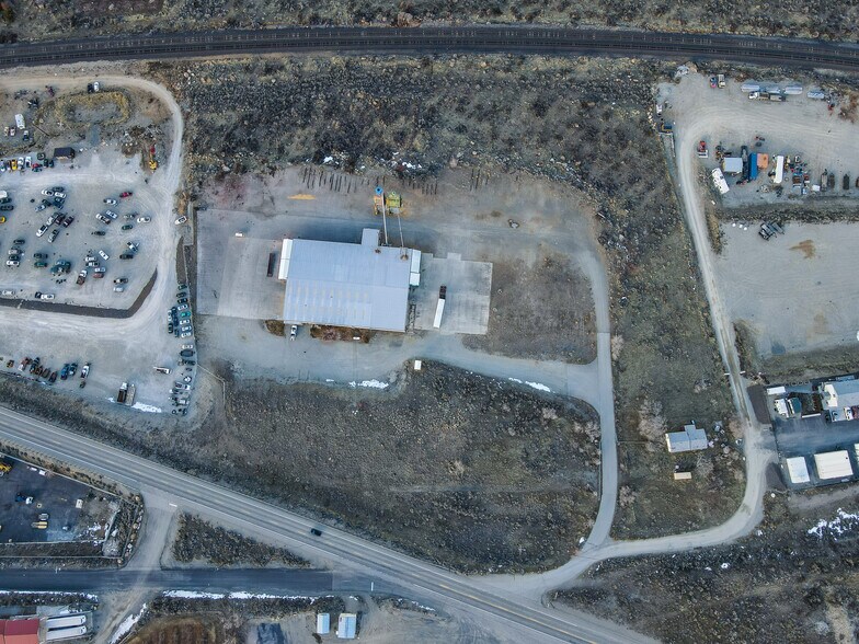 More Photos Of 31 Precision Ln, Malaga Manufacturing For Sale