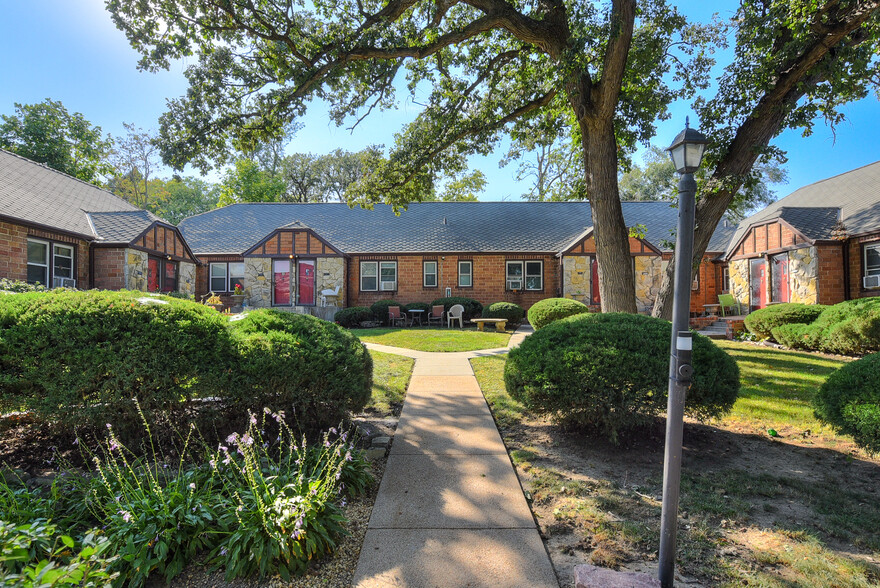 Primary Photo Of 816 N 36th St, Omaha Apartments For Sale