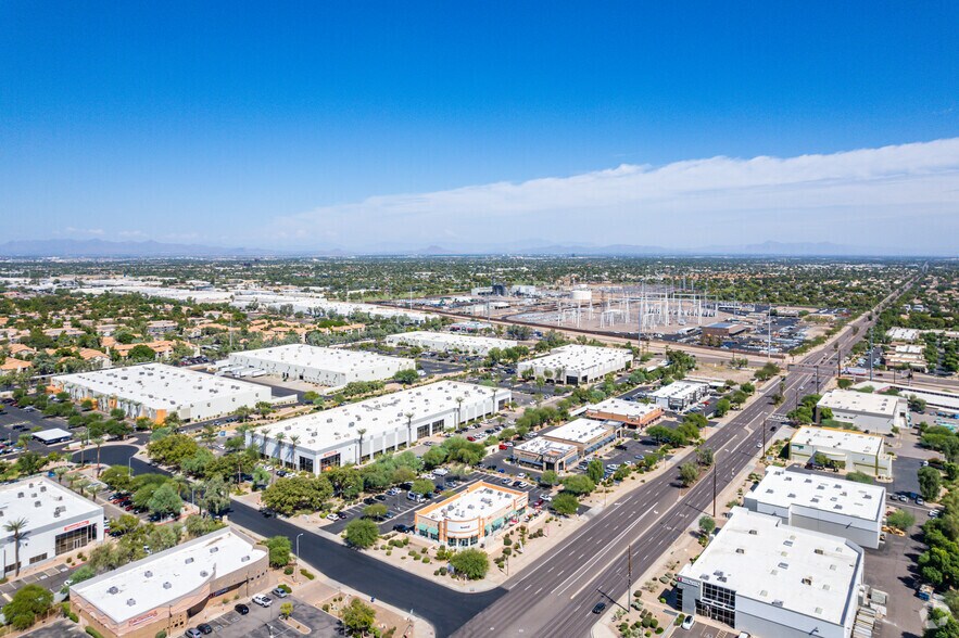 More Photos Of 744 W Elliot Rd, Tempe Freestanding For Lease