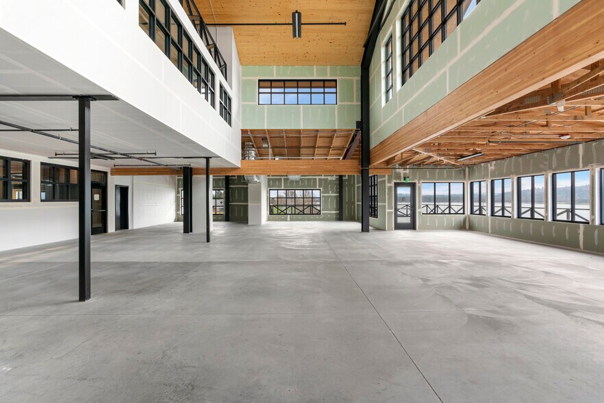 More Photos Of 254 Hendrickson Dr, Kalama Restaurant For Lease