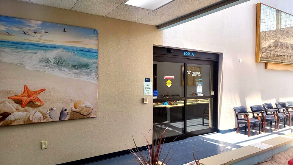 More Photos Of 14153 Yosemite Dr, Hudson Medical For Lease