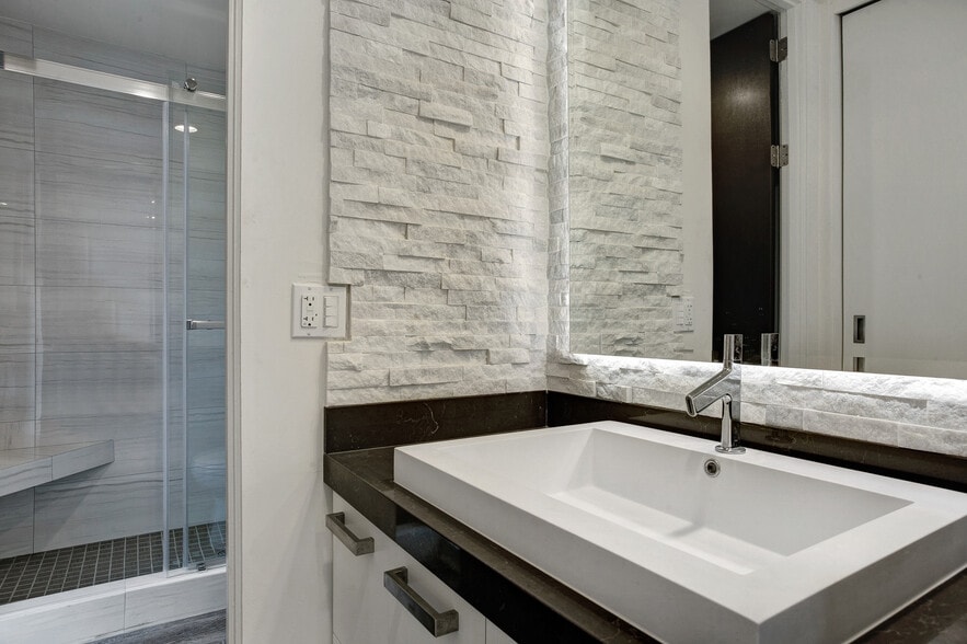 More Photos Of 618 S Coast Hwy, Laguna Beach Apartments For Sale